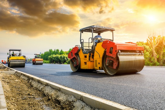 asphalt-contractor-maintain-highway